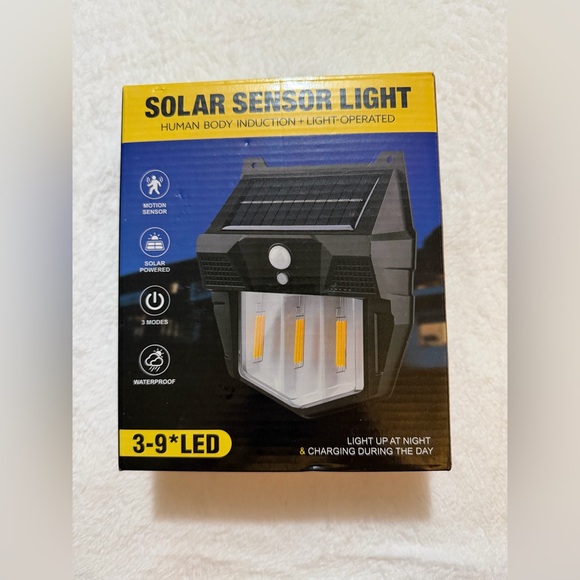 Solar Sensor Light with LED 3 Modes - Picture 5 of 8